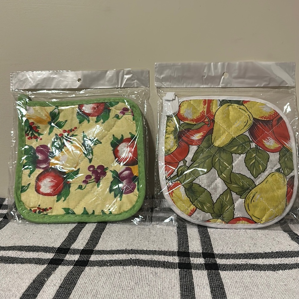 Apple & Pear Pot Holders~Set of 4